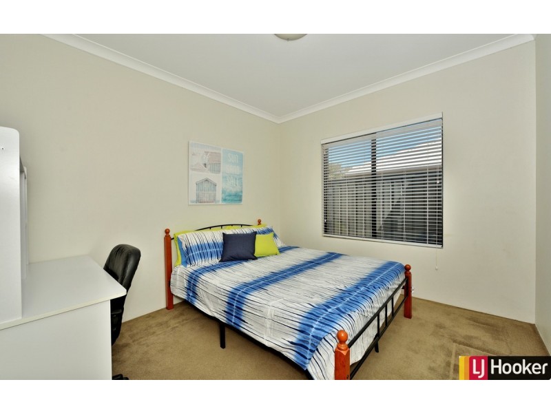 7/6 Valley Road, Halls Head WA 6210