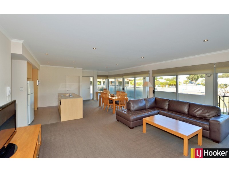 1/3 The Palladio, Mandurah WA 6210