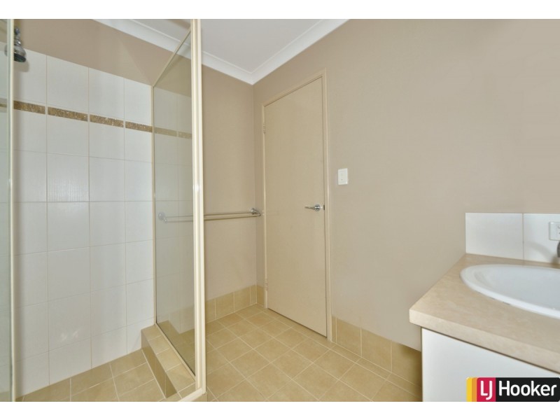 31 Newbridge Street, Meadow Springs WA 6210