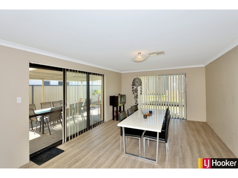 33 Jester Parkway, Meadow Springs WA 6210