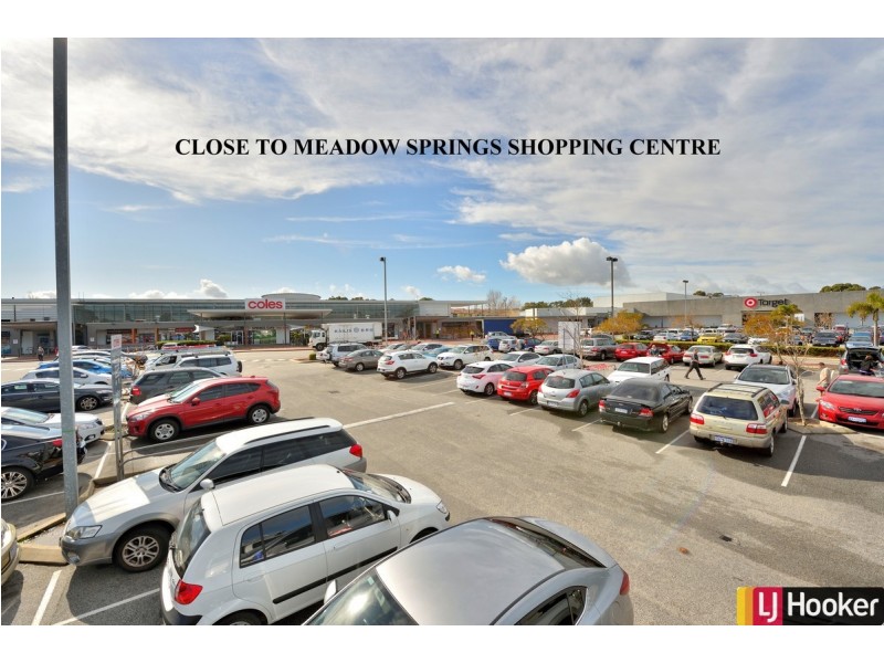 33 Jester Parkway, Meadow Springs WA 6210