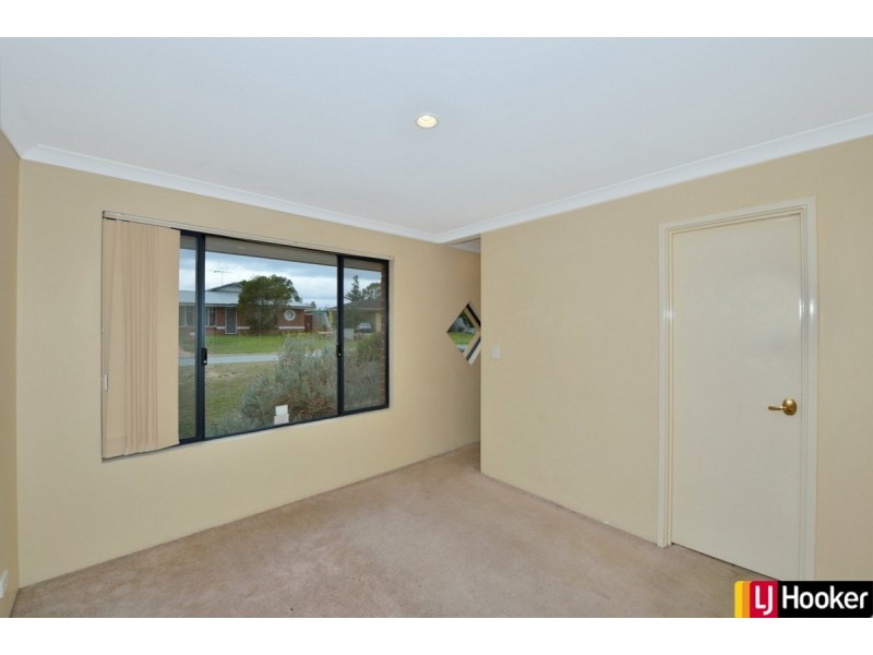 15 Cane Road, Greenfields WA 6210