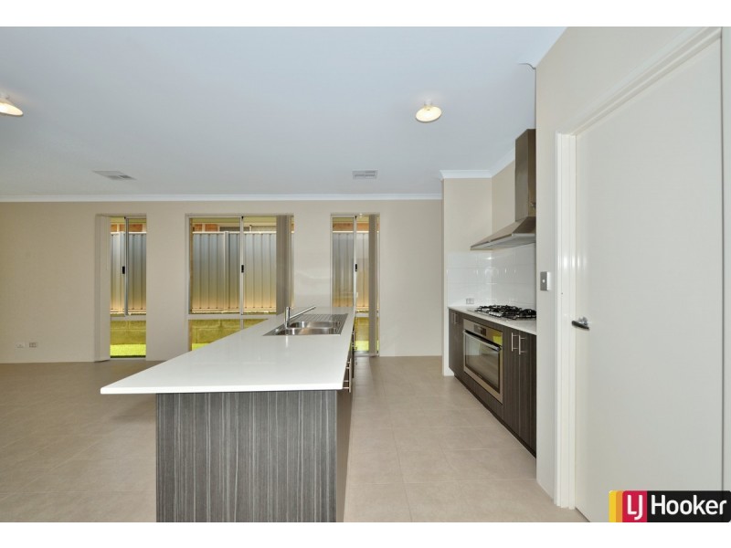 52 Greenville Vista, Meadow Springs WA 6210