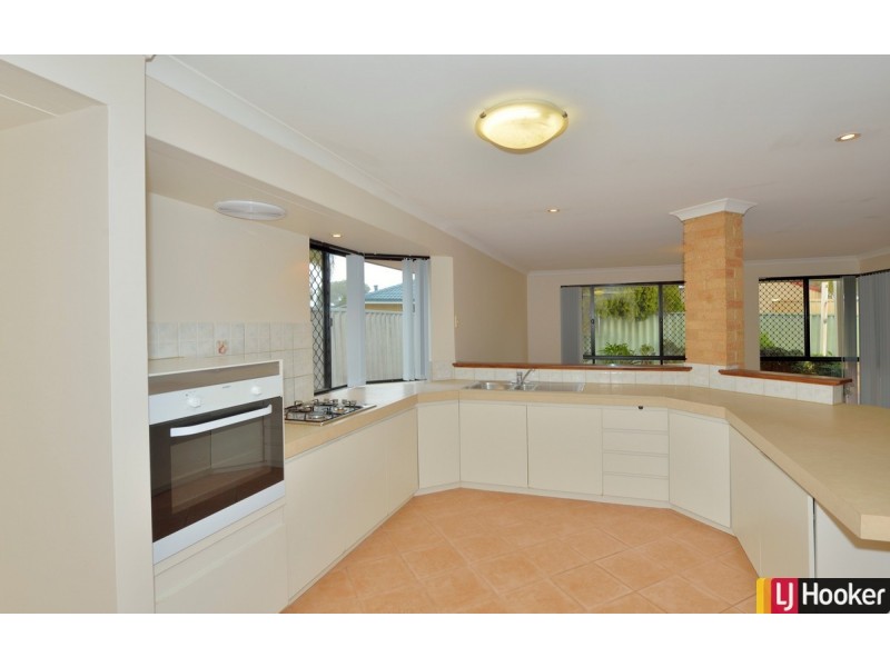 19 Prestwick Green, Meadow Springs WA 6210