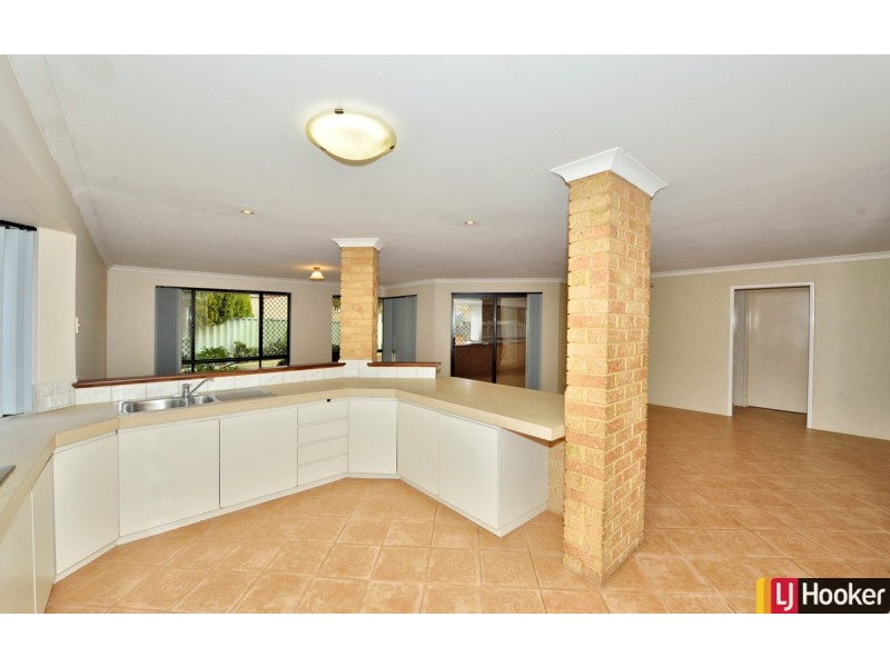 19 Prestwick Green, Meadow Springs WA 6210