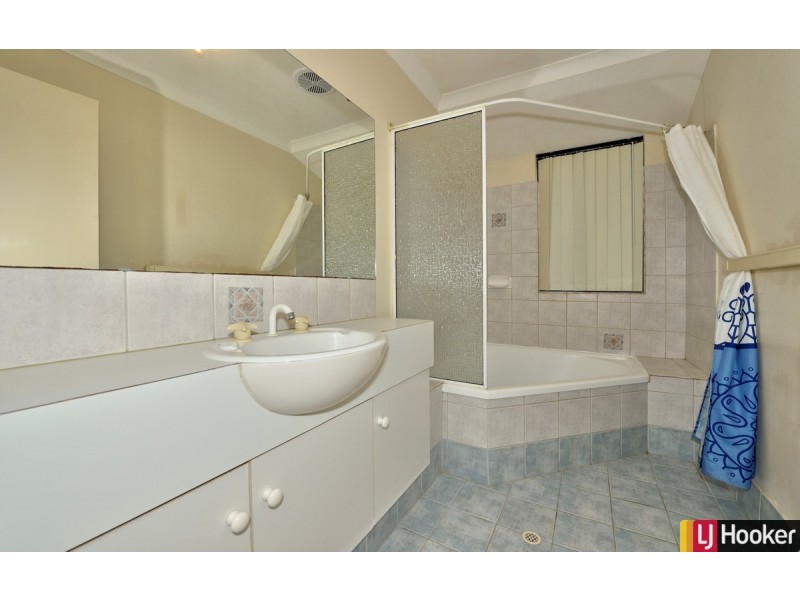 19 Prestwick Green, Meadow Springs WA 6210