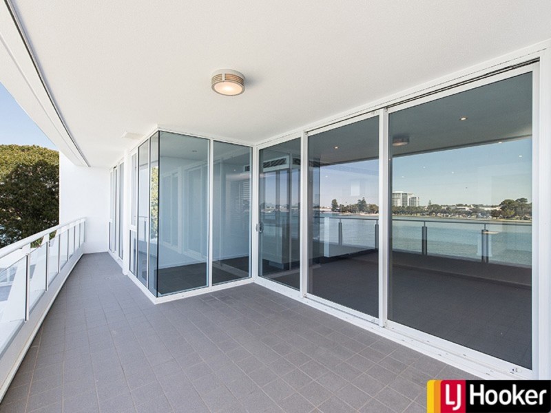 404/3 Marco Polo Drive, Mandurah WA 6210