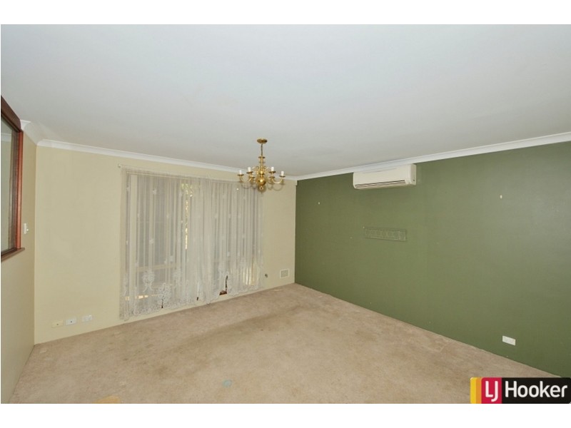 25 Balranald Street, Dudley Park WA 6210
