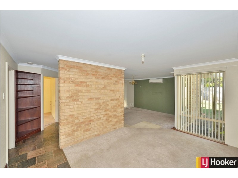25 Balranald Street, Dudley Park WA 6210