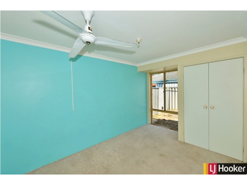 25 Balranald Street, Dudley Park WA 6210