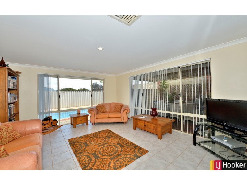 16 Fremont Crescent, Secret Harbour WA 6173