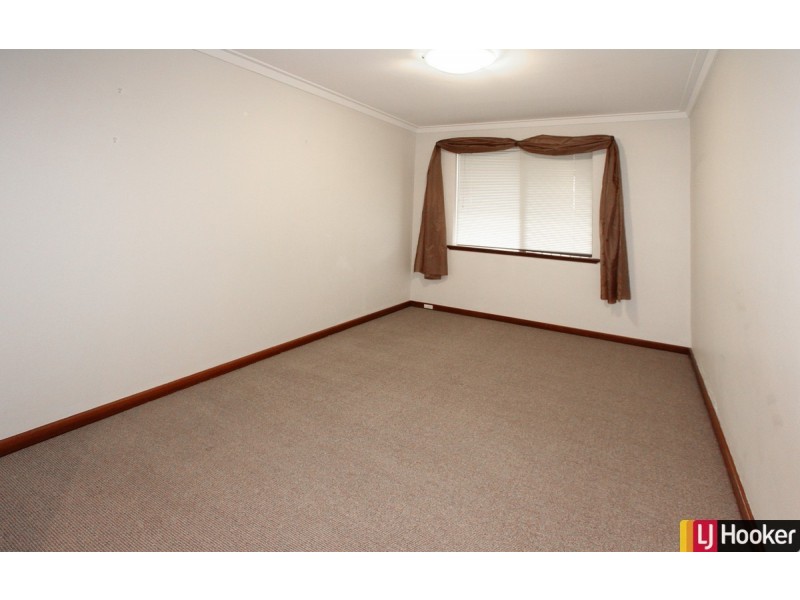 9/11 Leslie Street, Dudley Park WA 6210