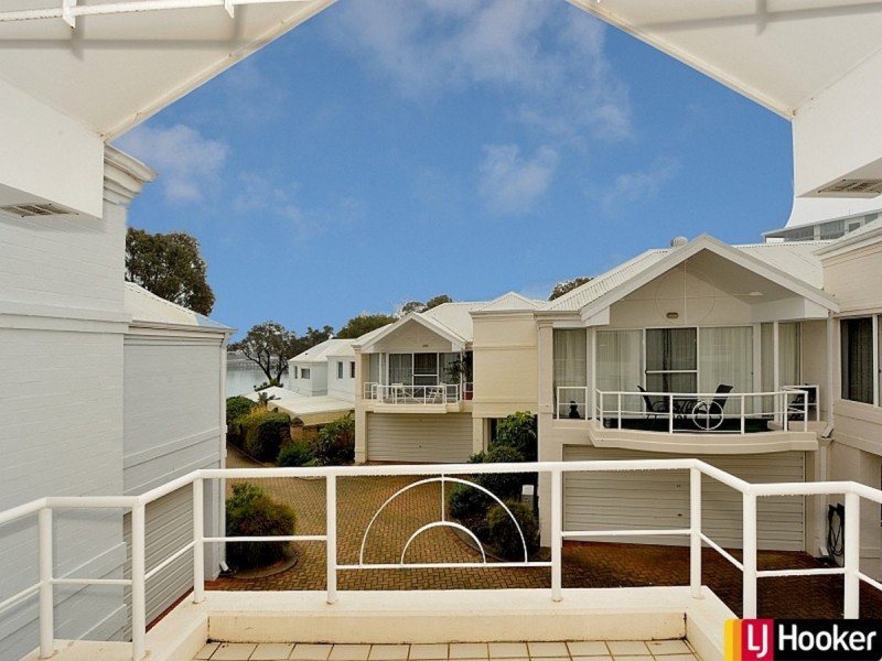 8/1-3 Leslie Street, Dudley Park WA 6210