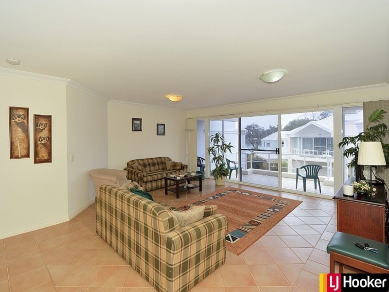 8/1-3 Leslie Street, Dudley Park WA 6210