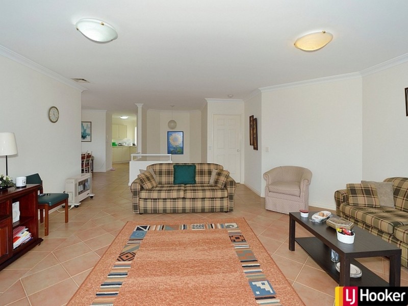 8/1-3 Leslie Street, Dudley Park WA 6210