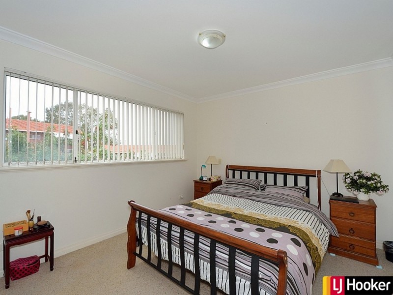 8/1-3 Leslie Street, Dudley Park WA 6210