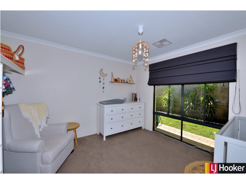 7 Nuchea Vista, Lakelands WA 6180