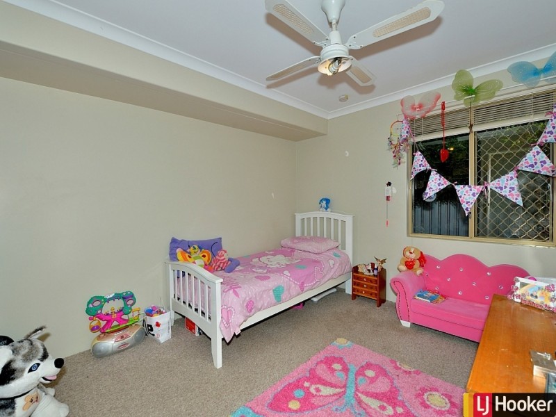 18 Magnolia Rise, Halls Head WA 6210
