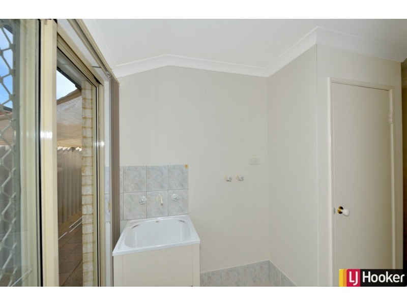 6 Adare Place, Coodanup WA 6210