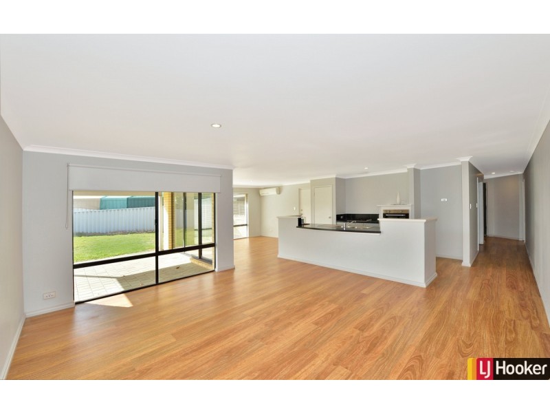 6 Rachal Place, Greenfields WA 6210