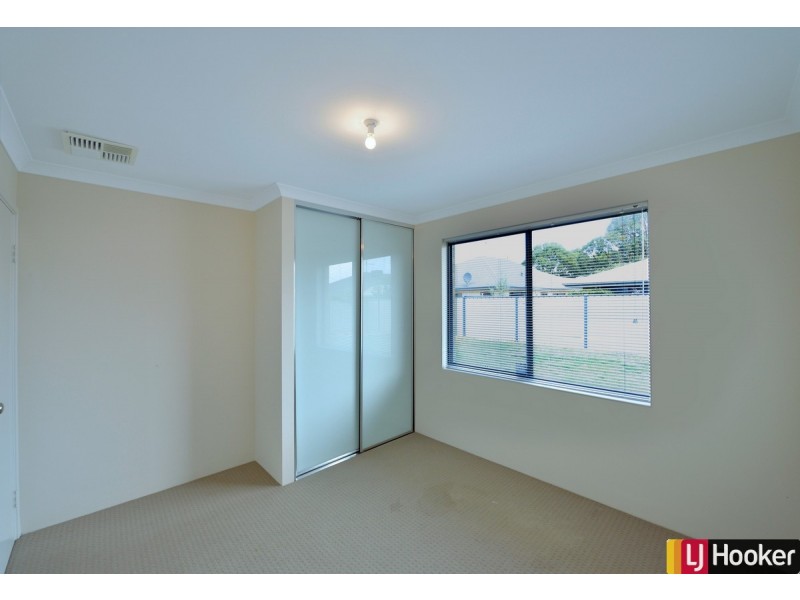 6 Brackenridge Ramble, Meadow Springs WA 6210