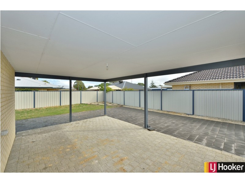 6 Brackenridge Ramble, Meadow Springs WA 6210