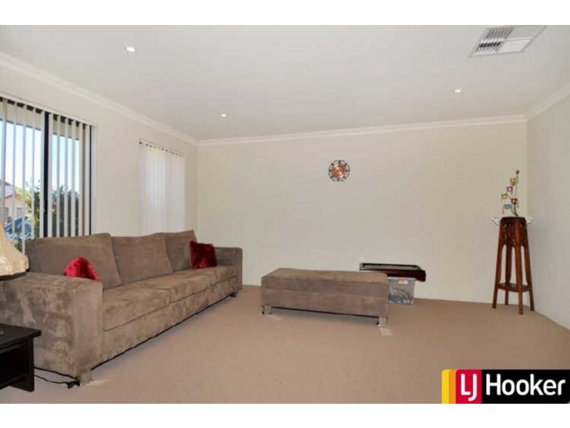 2 Beacon Way, Singleton WA 6175