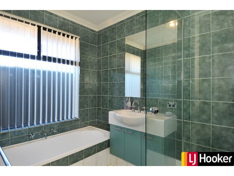 2 Beacon Way, Singleton WA 6175