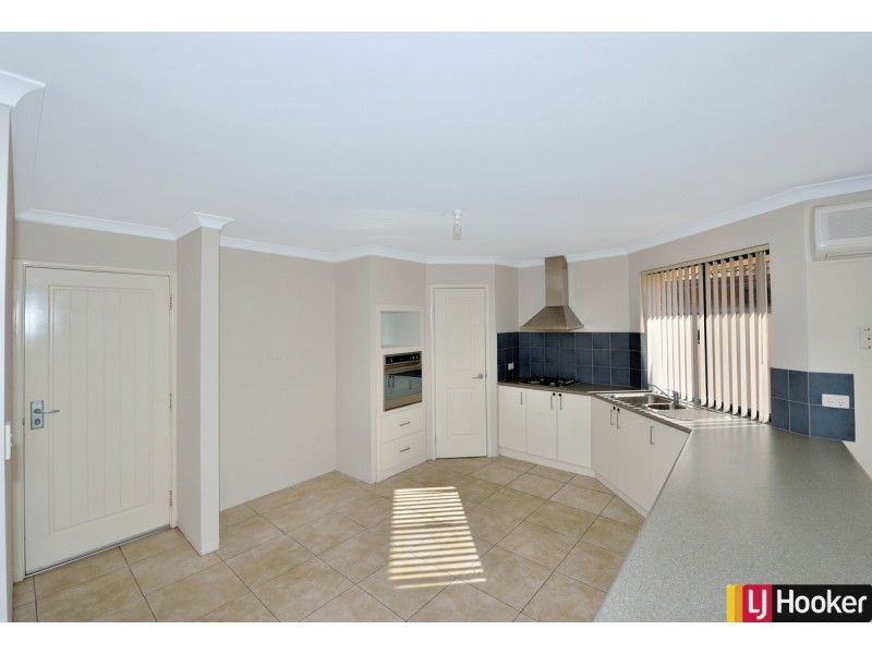 13 Moonbrook Way, Meadow Springs WA 6210