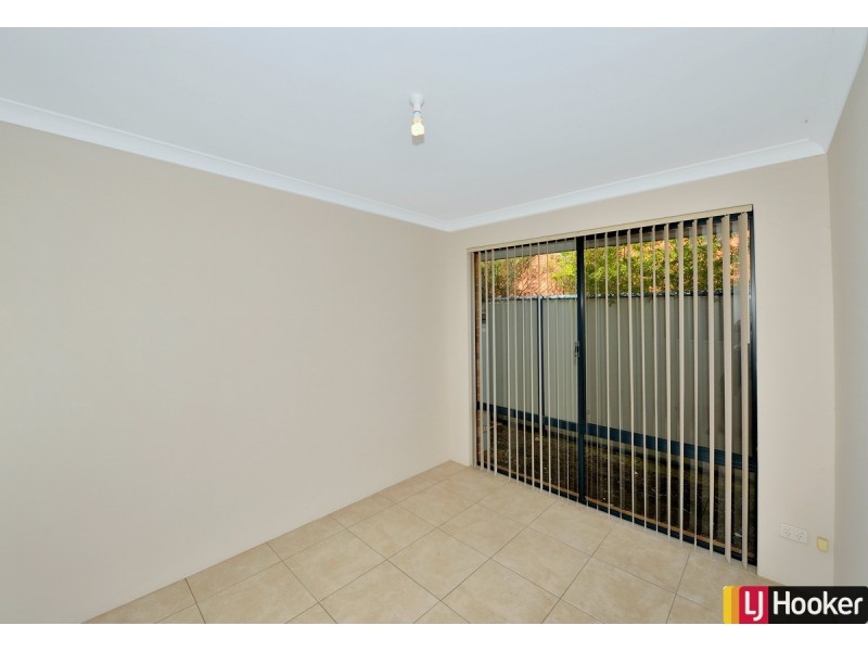 13 Moonbrook Way, Meadow Springs WA 6210