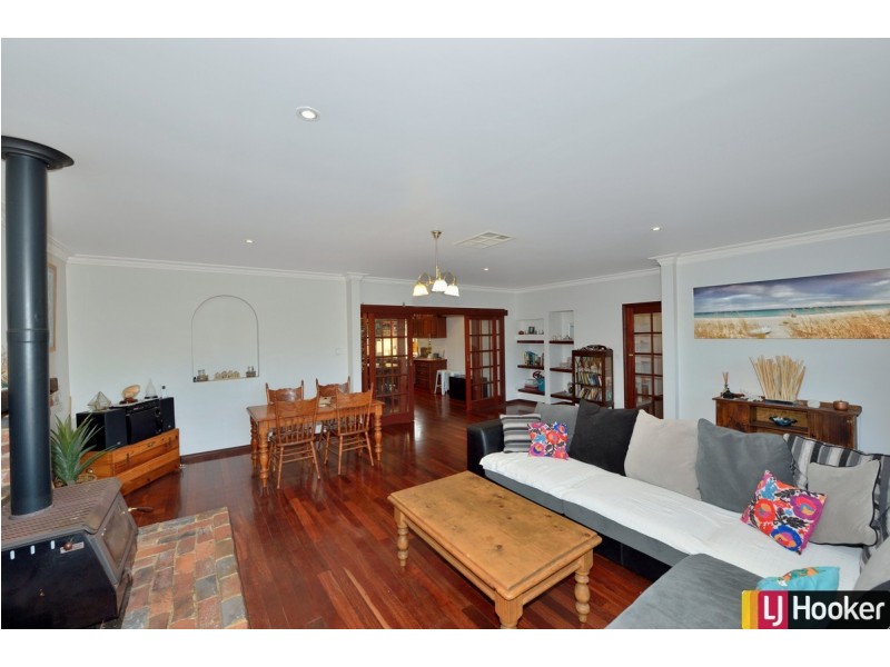 26 Mercedes Avenue, Falcon WA 6210