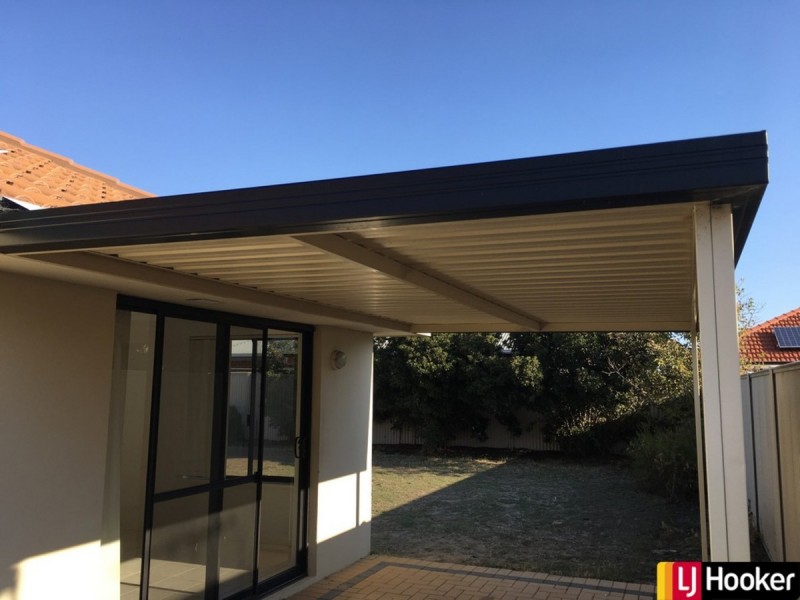 8 Abbeytown Circle, Waikiki WA 6169