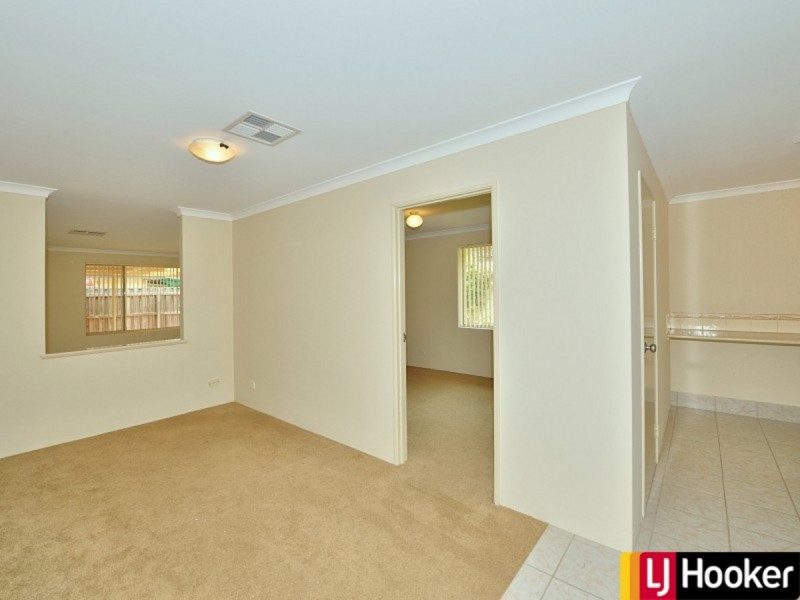 41 Waratah Circle, Halls Head WA 6210