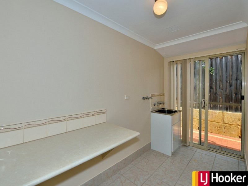 41 Waratah Circle, Halls Head WA 6210