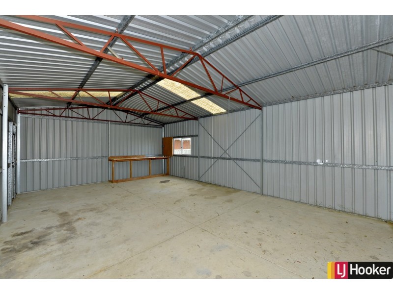 8 Estuary Place, Wannanup WA 6210