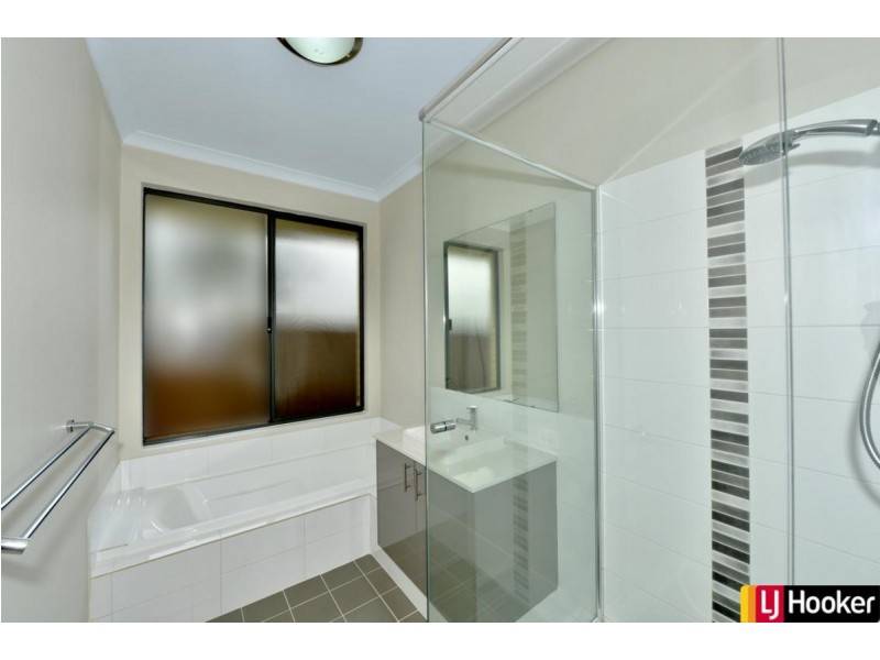 9 Rosella Way, Coodanup WA 6210