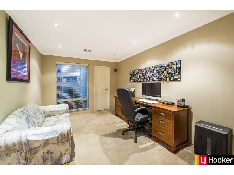 5 Carissa Turn, Halls Head WA 6210