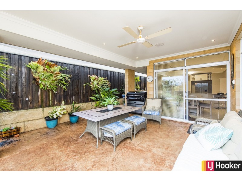 5 Carissa Turn, Halls Head WA 6210