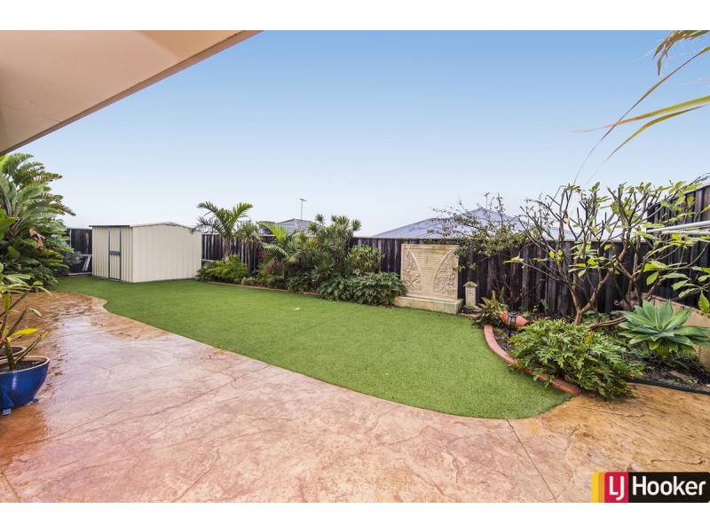 5 Carissa Turn, Halls Head WA 6210