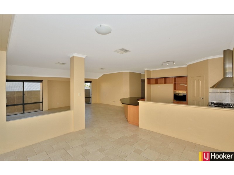 12 Northport Boulevard, Wannanup WA 6210