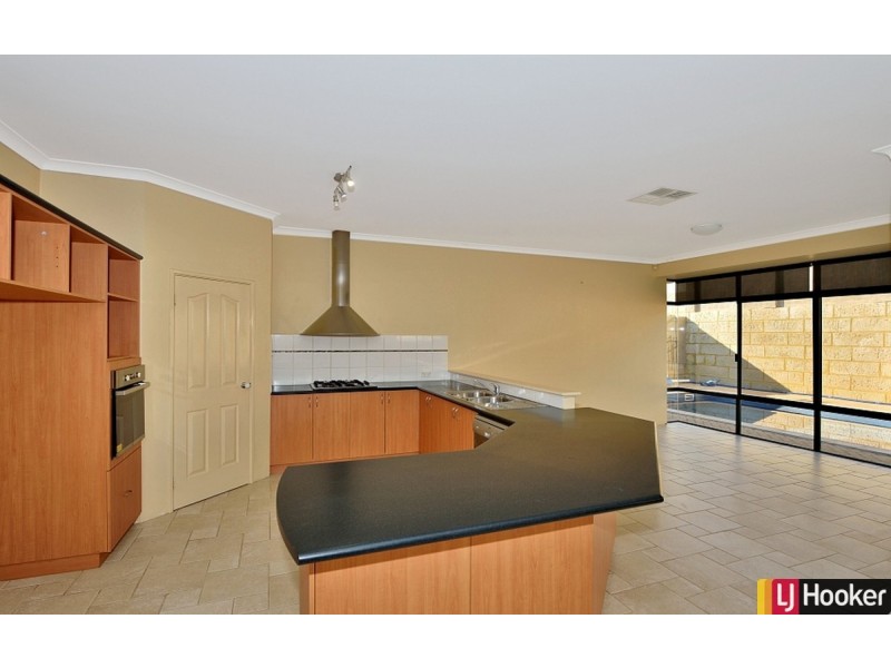 12 Northport Boulevard, Wannanup WA 6210