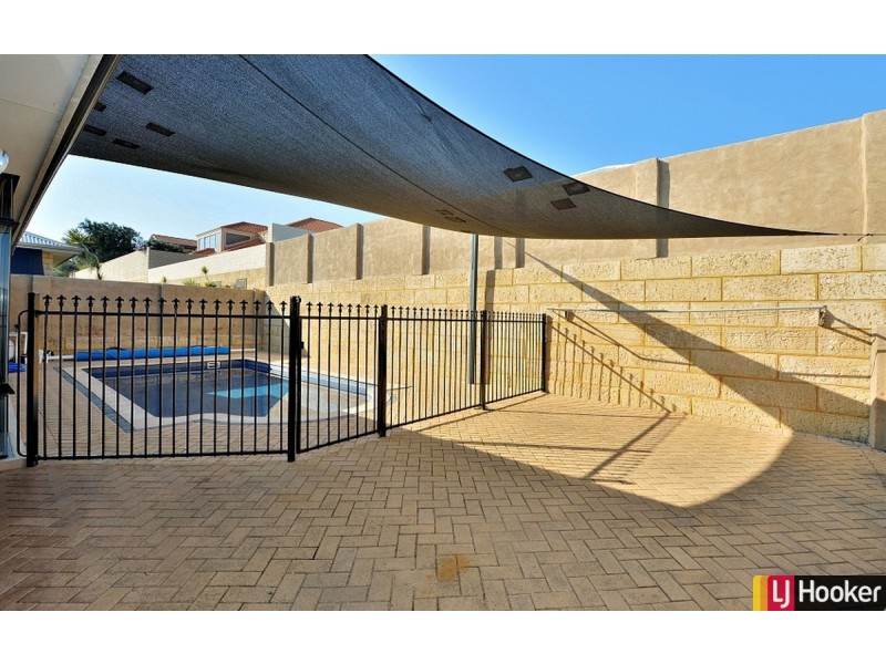 12 Northport Boulevard, Wannanup WA 6210