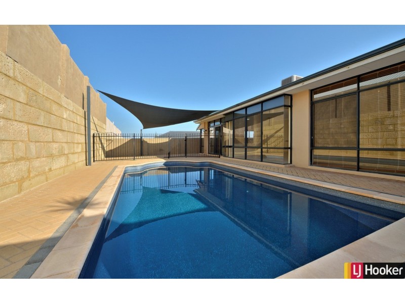 12 Northport Boulevard, Wannanup WA 6210