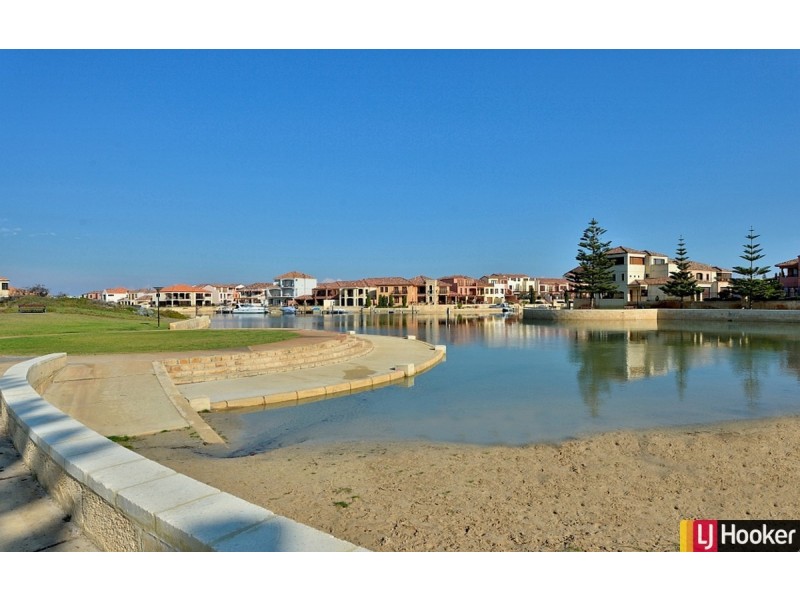 12 Northport Boulevard, Wannanup WA 6210