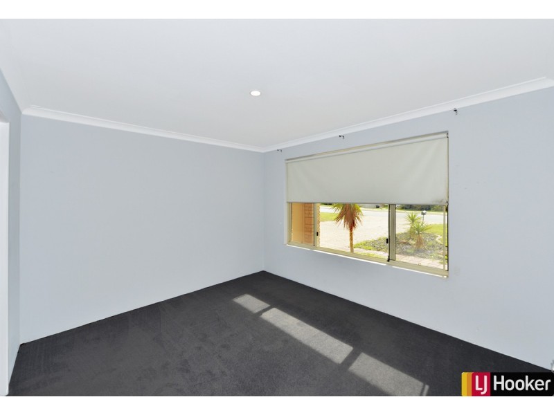 14 Crystaluna Drive, Golden Bay WA 6174