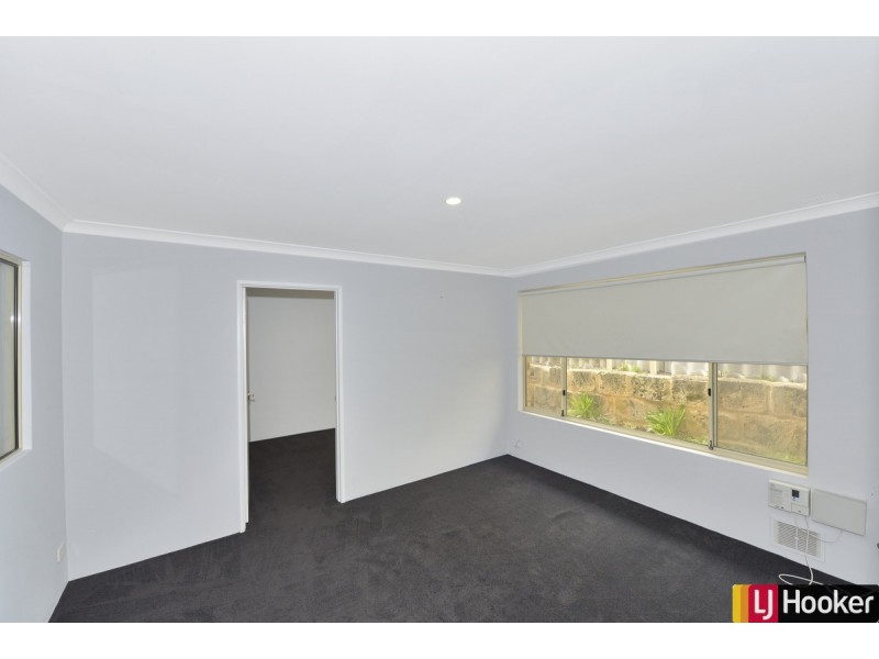 14 Crystaluna Drive, Golden Bay WA 6174