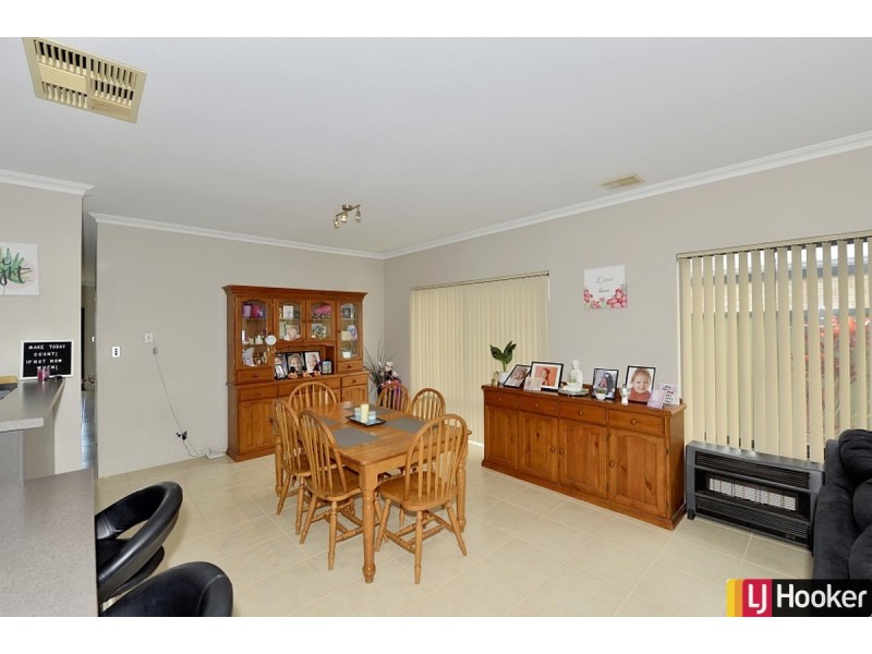 14 Tangier Parkway, Port Kennedy WA 6172