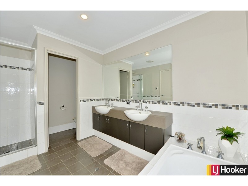 14 Tangier Parkway, Port Kennedy WA 6172