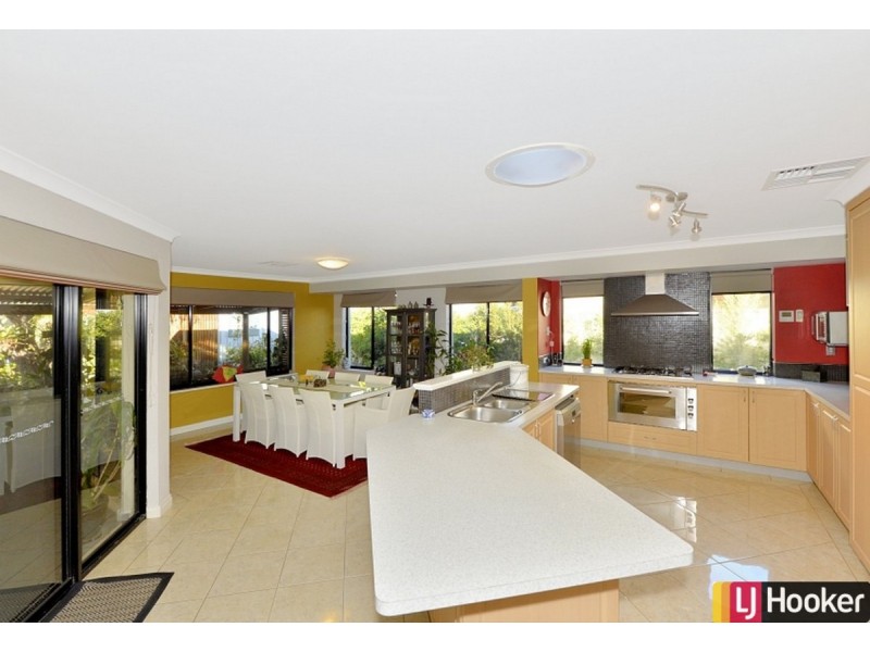 6 Hazelmere Drive, Dawesville WA 6211
