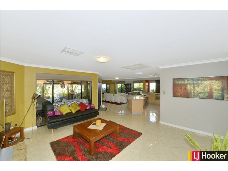 6 Hazelmere Drive, Dawesville WA 6211